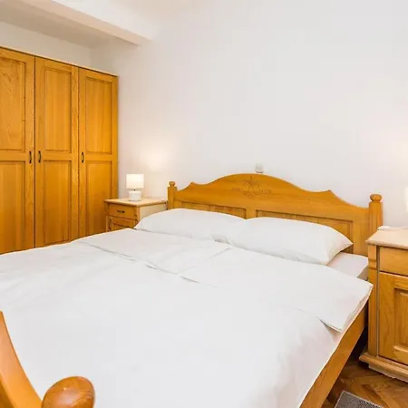 Apartment Napros Nin