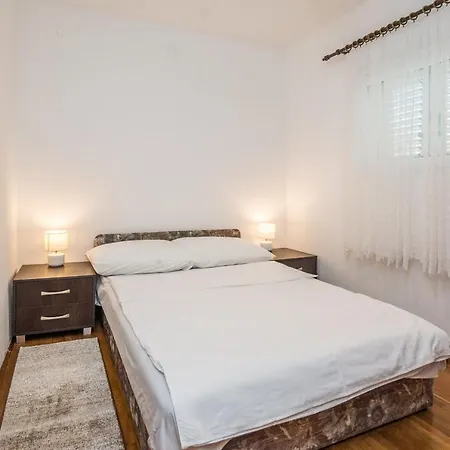 Apartment Napros Nin