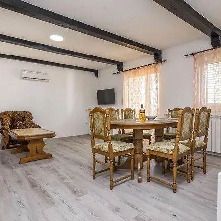 Διαμέρισμα Napros Nin